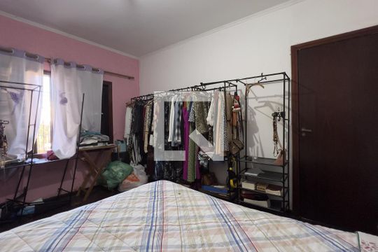 Quarto 1 de casa à venda com 2 quartos, 250m² em Jardim Las Vegas, Guarulhos