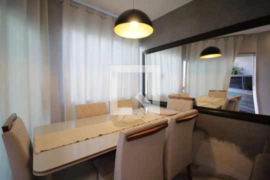 Sala de casa à venda com 5 quartos, 170m² em Taquara, Rio de Janeiro