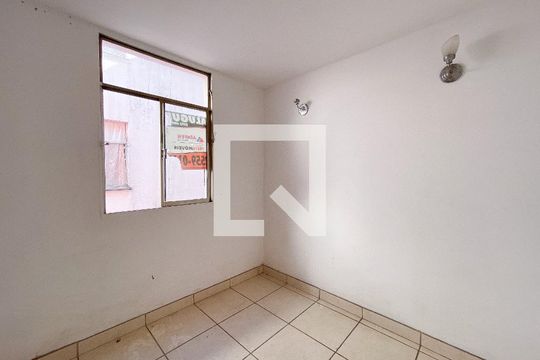 Quarto de apartamento para alugar com 2 quartos, 38m² em Amazonas, Contagem