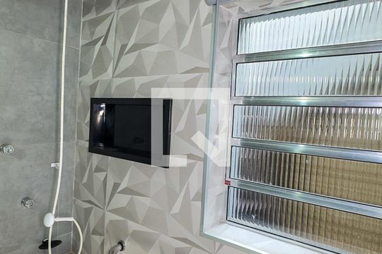 Banheiro da Suíte de casa para alugar com 3 quartos, 300m² em Vila Cruzeiro, São Paulo
