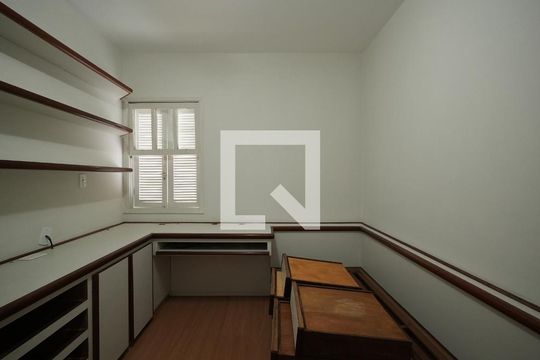 Quarto 1 de casa à venda com 3 quartos, 173m² em Jardim Pilar, Santo André