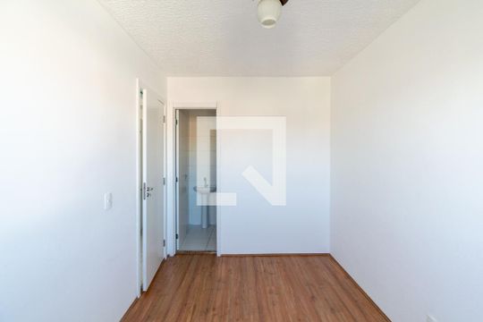 Suíte de apartamento para alugar com 1 quarto, 28m² em Jardim Itacolomi, São Paulo