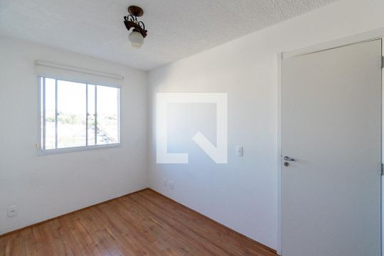 Suíte de apartamento para alugar com 1 quarto, 28m² em Jardim Itacolomi, São Paulo
