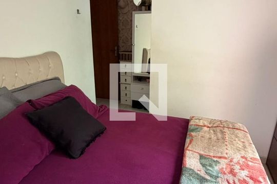 Quarto de apartamento à venda com 2 quartos, 140m² em Vila América, Santo André