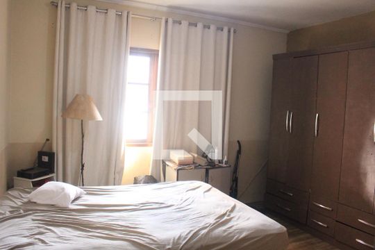 Suíte de casa à venda com 4 quartos, 260m² em Santa Paula, São Caetano do Sul