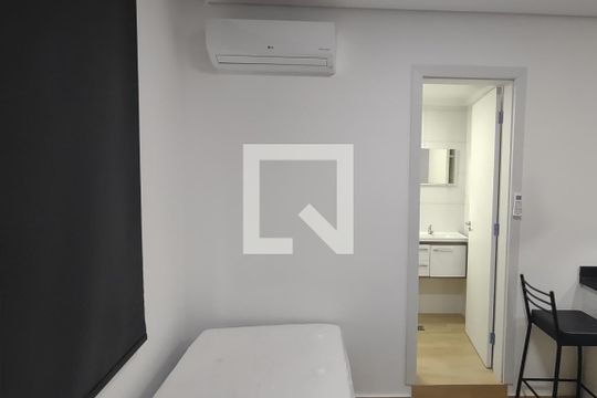 Quarto de kitnet/studio para alugar com 1 quarto, 20m² em Centro, São Caetano do Sul