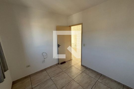 Quarto 2 de apartamento para alugar com 2 quartos, 70m² em Bairro Colônia, Ribeirão Pires