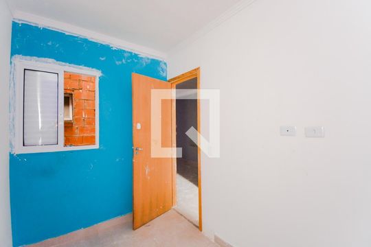 Quarto 1 de apartamento para alugar com 2 quartos, 40m² em Jardim Sao Luis (zona Norte), Guarulhos