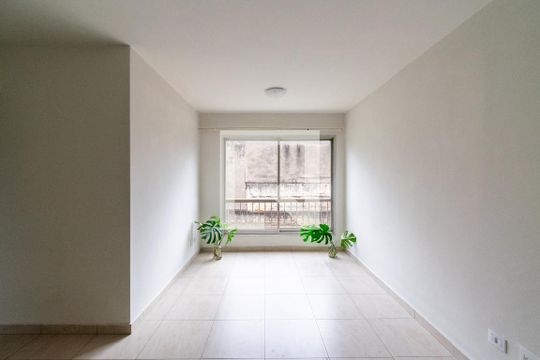 Sala  de apartamento à venda com 3 quartos, 63m² em Cidade Vargas, São Paulo