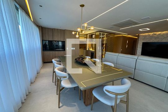 Sala de apartamento para alugar com 3 quartos, 175m² em Alphaville Conde Ii, Barueri