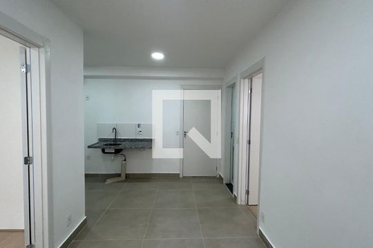 Sala de apartamento para alugar com 2 quartos, 37m² em Usina Piratininga, São Paulo