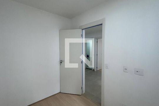 Quarto 1 de apartamento para alugar com 2 quartos, 37m² em Usina Piratininga, São Paulo