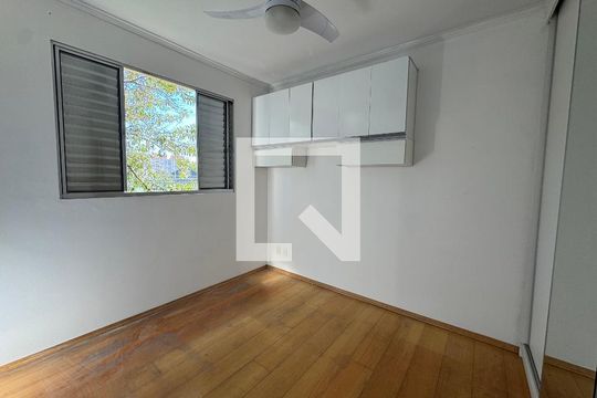 Quarto 1 de apartamento à venda com 2 quartos, 58m² em Piratininga, Osasco