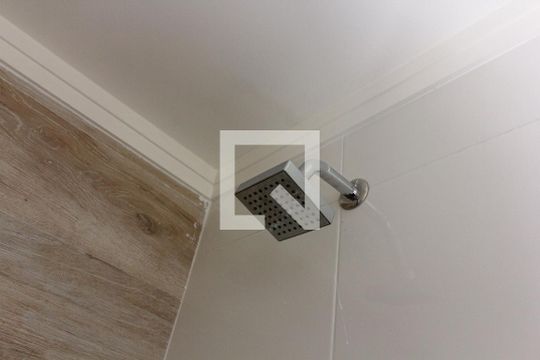 Banheiro de apartamento para alugar com 2 quartos, 39m² em Vila Rosalia, Guarulhos