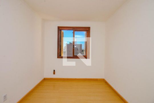 Quarto 2 de apartamento para alugar com 3 quartos, 74m² em Sarandi, Porto Alegre