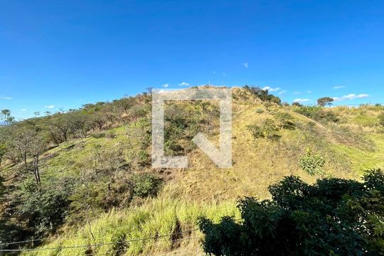 Apartamento à venda com 3 quartos, 73m² em Palmares, Belo Horizonte