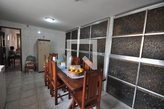 Copa de casa à venda com 2 quartos, 120m² em Conjunto Habitacional Jova Rural, São Paulo