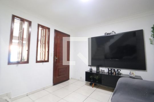 Casa à venda com 3 quartos, 70m² em Conjunto Residencial Sitio Oratorio, São Paulo