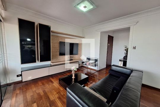 Sala de apartamento à venda com 3 quartos, 136m² em Vila Bastos, Santo André