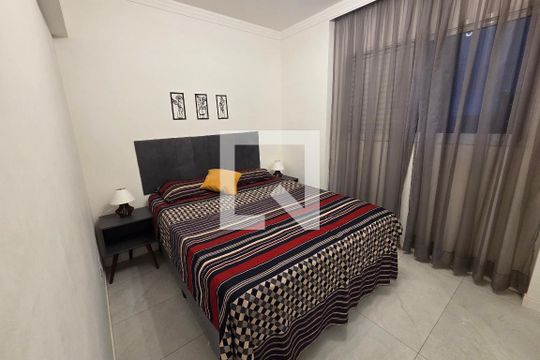 Suíte 1 de apartamento para alugar com 2 quartos, 78m² em Jardim Samoa, Praia Grande