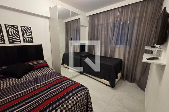 Quarto 2 de apartamento para alugar com 2 quartos, 78m² em Jardim Samoa, Praia Grande