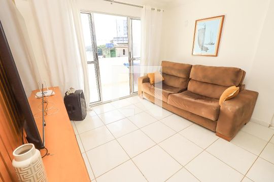 Sala de casa para alugar com 2 quartos, 65m² em Pernambués, Salvador
