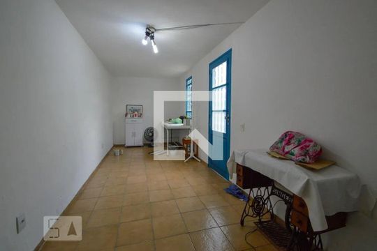 Sala de casa à venda com 4 quartos, 350m² em Morro dos Ingleses, São Paulo