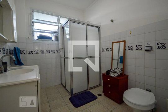 Banheiro de casa à venda com 4 quartos, 350m² em Morro dos Ingleses, São Paulo