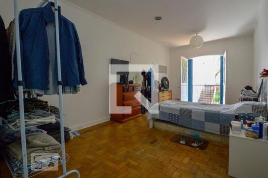 Quarto de casa à venda com 4 quartos, 350m² em Morro dos Ingleses, São Paulo