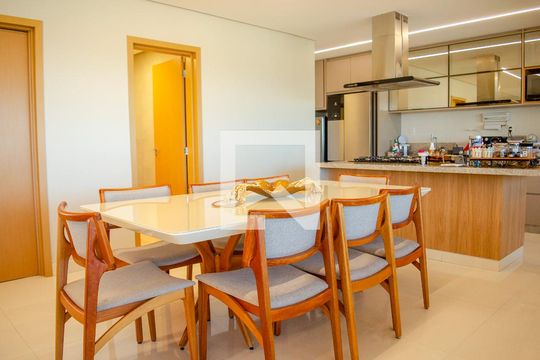Apartamento à venda com 3 quartos, 163m² em Park Lozandes, Goiânia