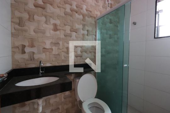 Banheiro de kitnet/studio para alugar com 1 quarto, 30m² em Vila Sao Geraldo, São Paulo