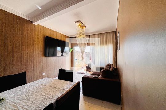 Sala de casa à venda com 6 quartos, 315m² em Vila Sao Silvestre, Barueri