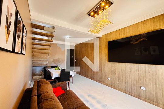 Sala de casa à venda com 6 quartos, 315m² em Vila Sao Silvestre, Barueri