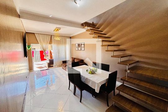 Sala de casa à venda com 6 quartos, 315m² em Vila Sao Silvestre, Barueri