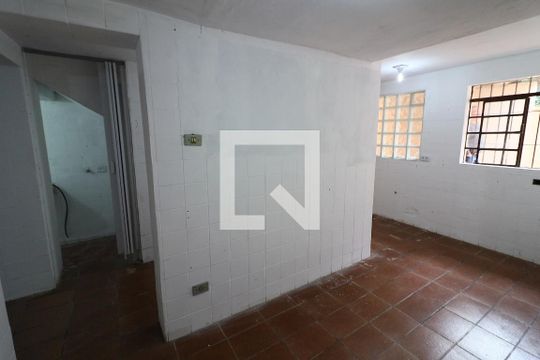 Sala/Cozinha de casa para alugar com 1 quarto, 45m² em Santo Antônio, Osasco
