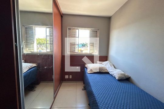 Apartamento para alugar com 2 quartos, 47m² em Alípio de Melo, Belo Horizonte