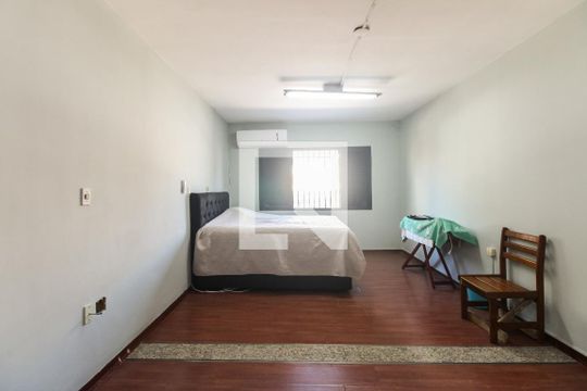 Quarto 1 de casa à venda com 3 quartos, 183m² em Vila Carrão, São Paulo