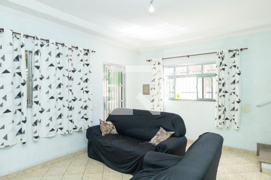 Sala de casa à venda com 3 quartos, 150m² em Guaianases, São Paulo