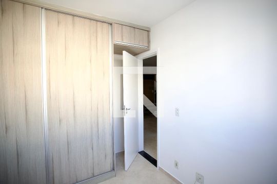 Quarto 2 de apartamento para alugar com 2 quartos, 45m² em Fonte Grande, Contagem