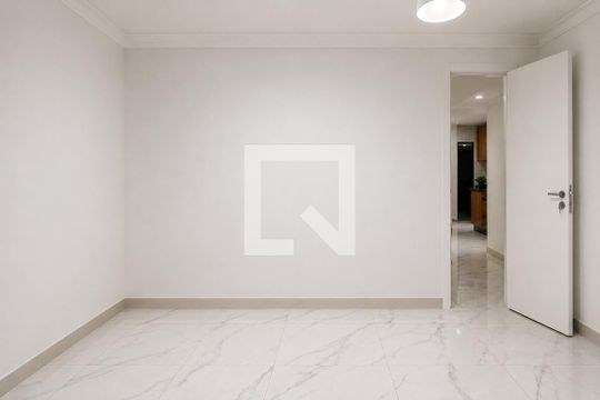 Quarto de casa para alugar com 1 quarto, 30m² em Sacomã, São Paulo