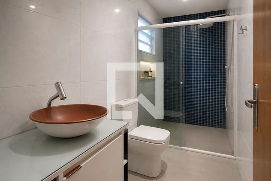 Banheiro de casa para alugar com 1 quarto, 30m² em Sacomã, São Paulo