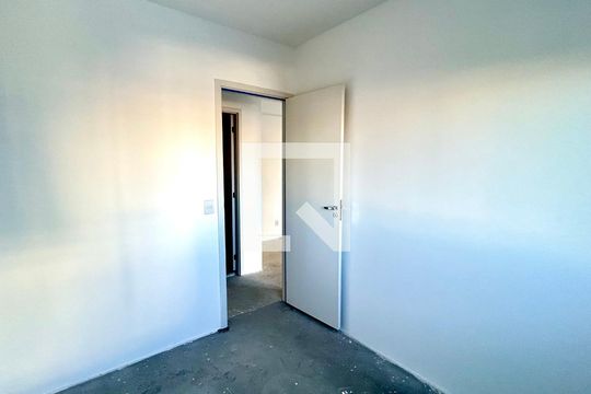 Apartamento à venda com 2 quartos, 60m² em Vila Rosalia, Guarulhos