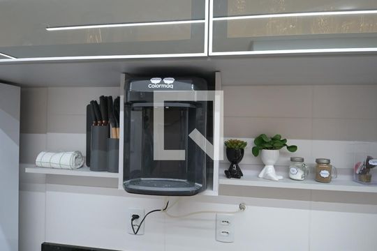 Apartamento à venda com 1 quarto, 42m² em Setor Bueno, Goiânia