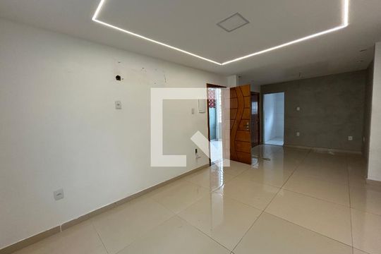 Sala de casa para alugar com 2 quartos, 100m² em Quintino Bocaiúva, Rio de Janeiro