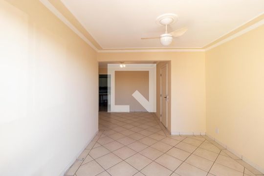 Salas de apartamento à venda com 3 quartos, 110m² em Centro, Campinas