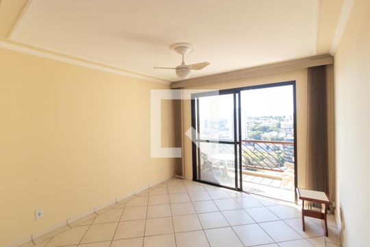 Salas de apartamento à venda com 3 quartos, 110m² em Centro, Campinas