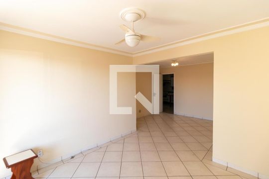 Salas de apartamento à venda com 3 quartos, 110m² em Centro, Campinas