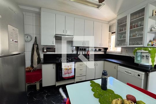 Cozinha de apartamento à venda com 3 quartos, 113m² em Vila Campesina, Osasco