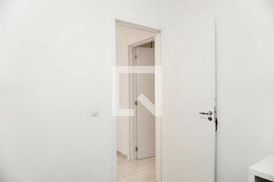 Quarto 1 de apartamento para alugar com 2 quartos, 56m² em Palmares, Belo Horizonte