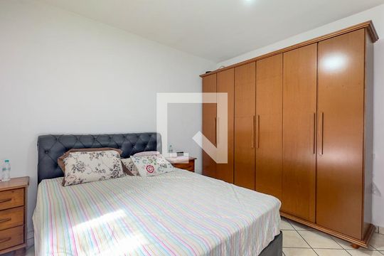 Quarto 1 de casa à venda com 3 quartos, 221m² em Jardim Sao Luiz, São Paulo